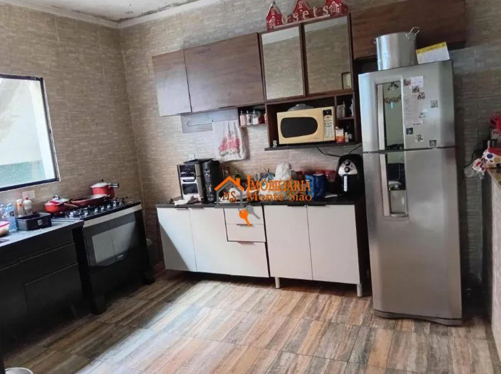 Sobrado, 3 quartos, 240 m² - Foto 1