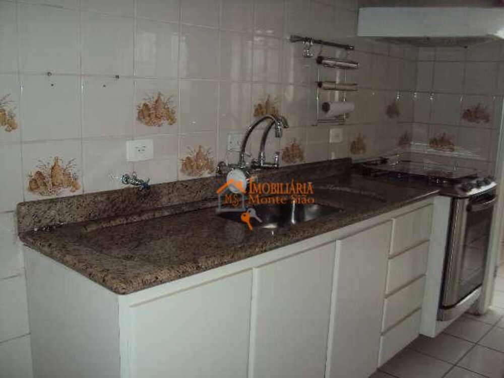 Apartamento à venda com 3 quartos, 93m² - Foto 2