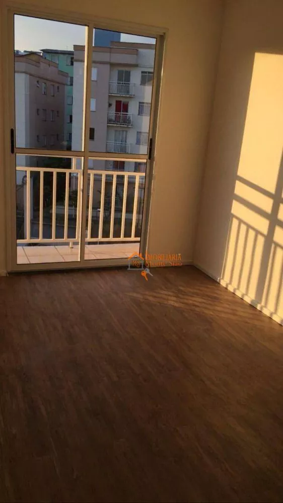 Apartamento à venda com 2 quartos, 43m² - Foto 2