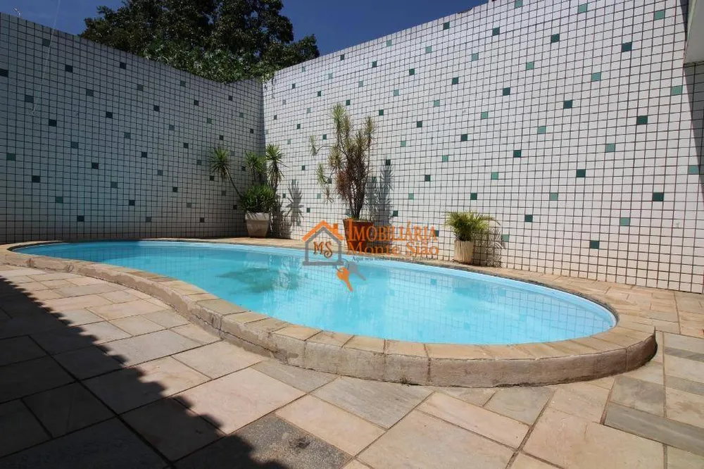 Sobrado, 3 quartos, 235 m² - Foto 1