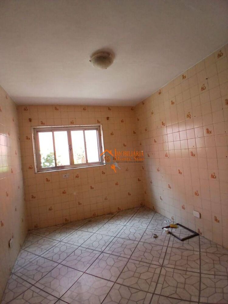 Casa à venda com 3 quartos, 250m² - Foto 4