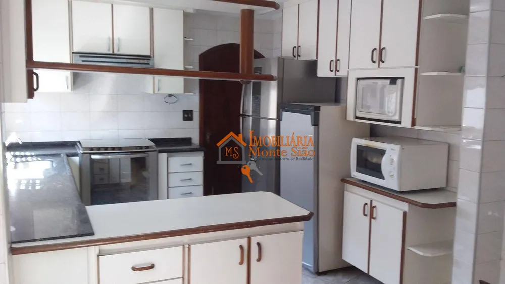 Sobrado, 3 quartos, 246 m² - Foto 6