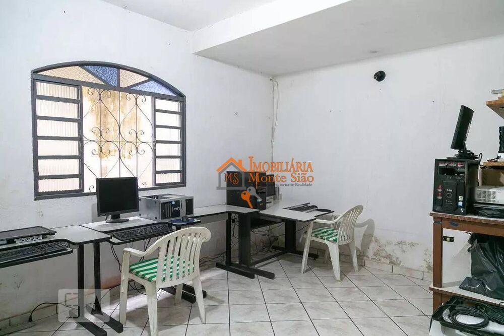 Sobrado à venda com 4 quartos, 250m² - Foto 14