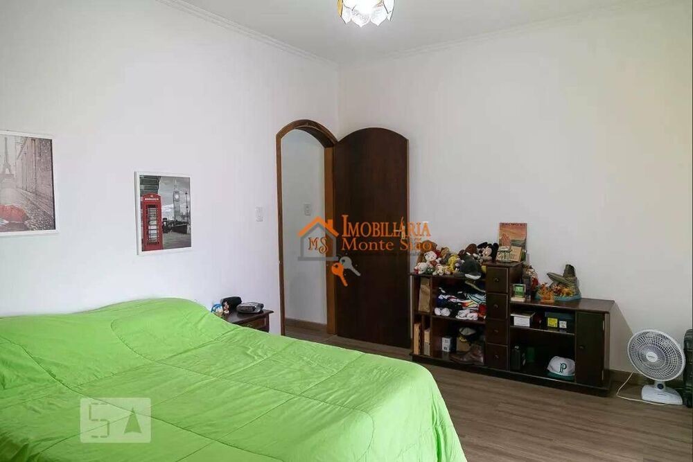 Sobrado à venda com 4 quartos, 250m² - Foto 10