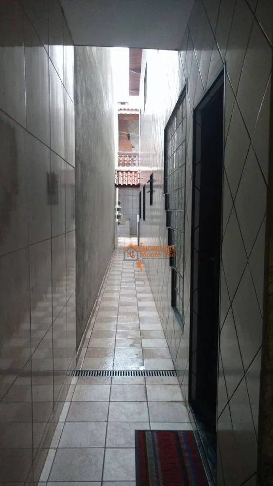Sobrado, 3 quartos, 203 m² - Foto 1