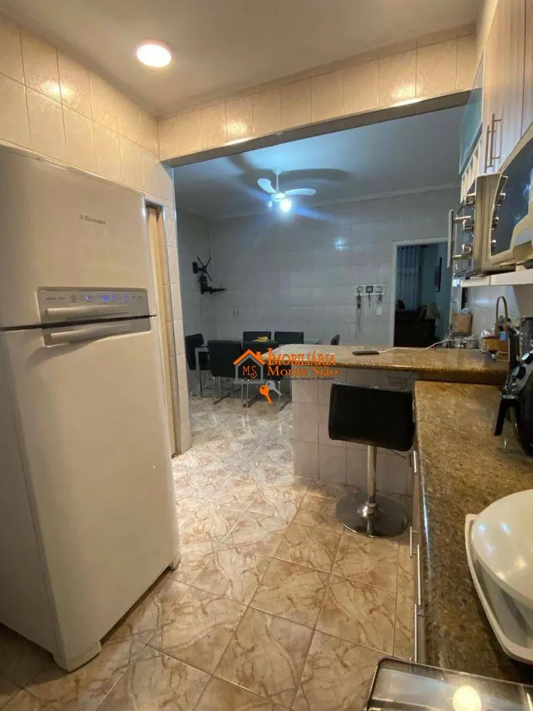 Sobrado, 3 quartos, 207 m² - Foto 2