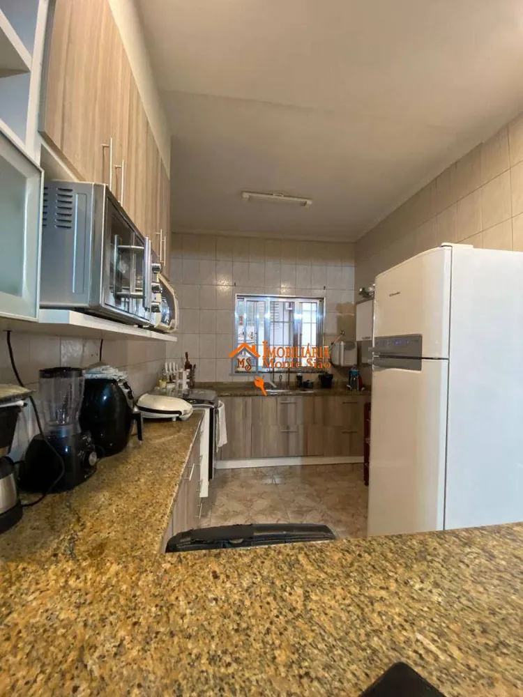 Sobrado, 3 quartos, 207 m² - Foto 2
