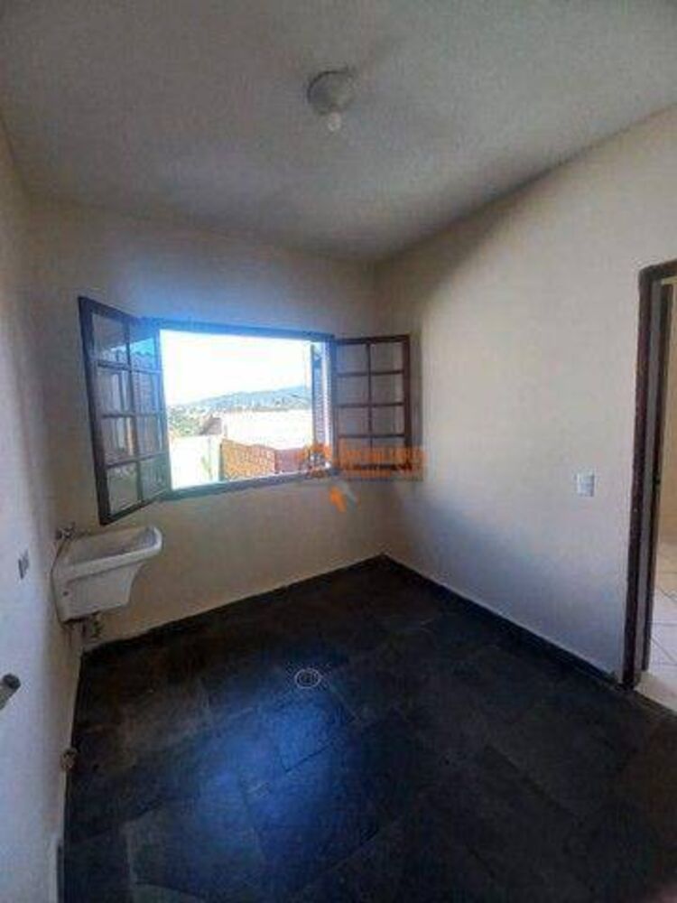 Sobrado, 3 quartos, 200 m² - Foto 1