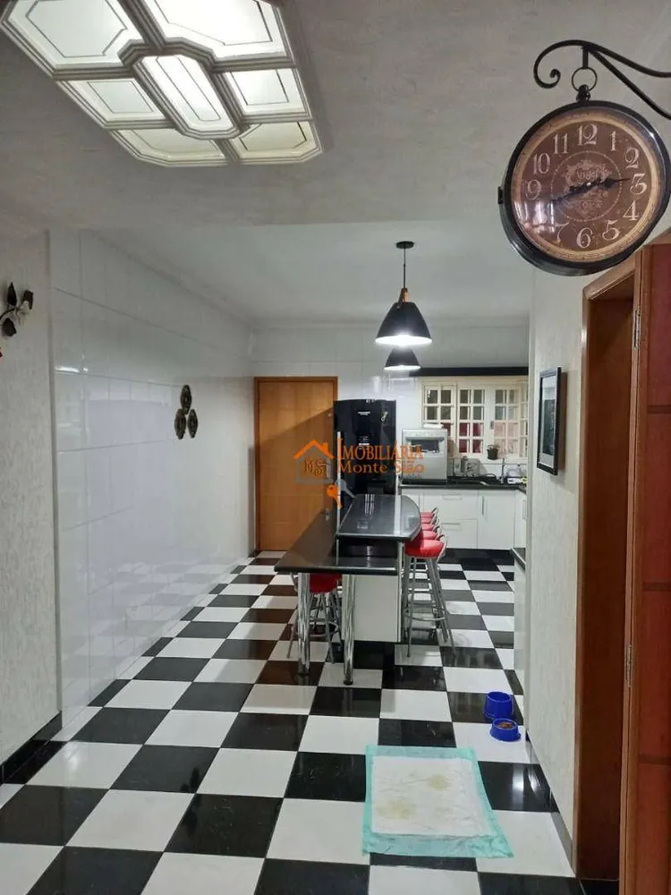Sobrado, 3 quartos, 200 m² - Foto 24