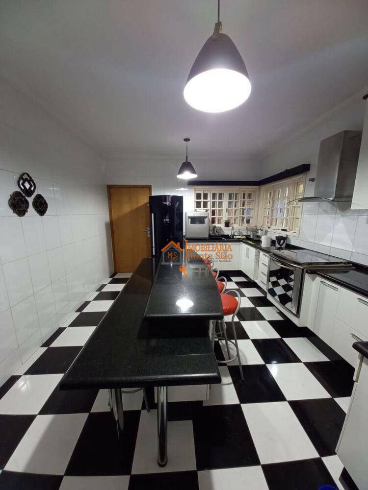 Sobrado, 3 quartos, 200 m² - Foto 18