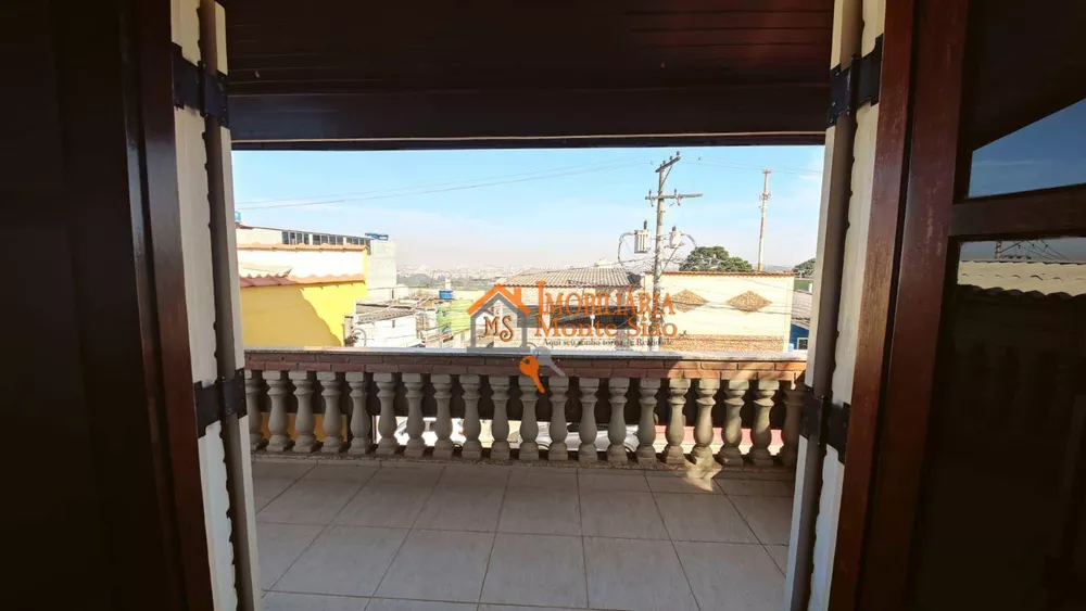 Sobrado à venda com 4 quartos, 240m² - Foto 4