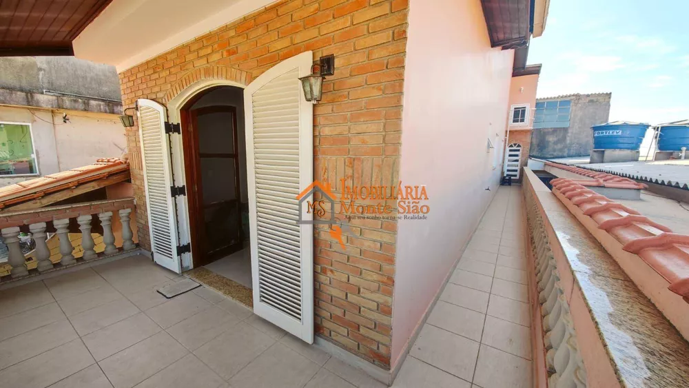 Sobrado à venda com 4 quartos, 240m² - Foto 3