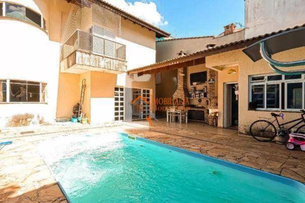Sobrado à venda com 3 quartos, 267m² - Foto 14