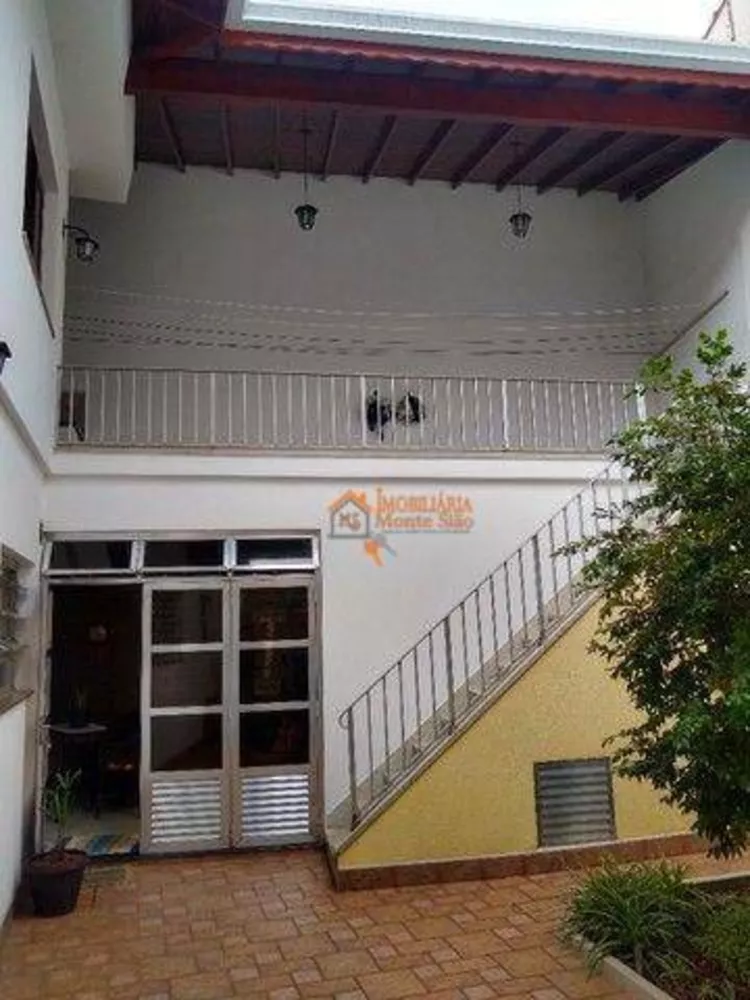 Casa, 4 quartos, 240 m² - Foto 8