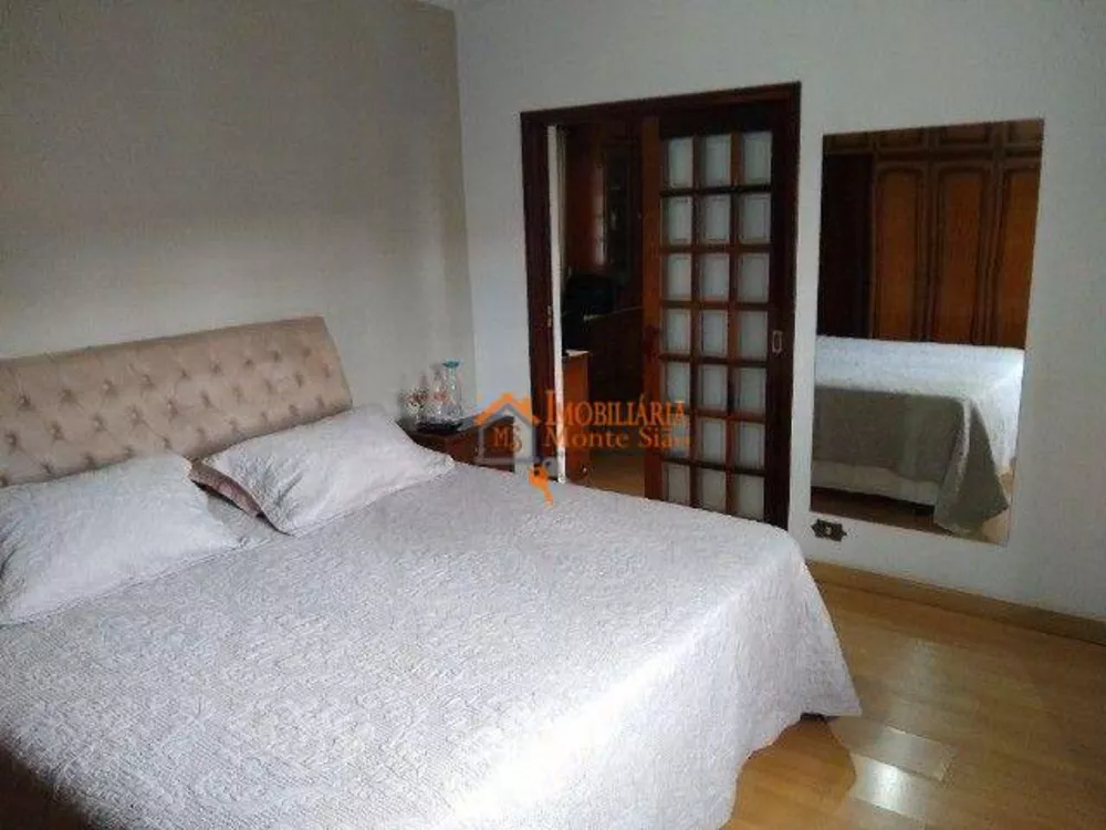 Casa, 4 quartos, 240 m² - Foto 11