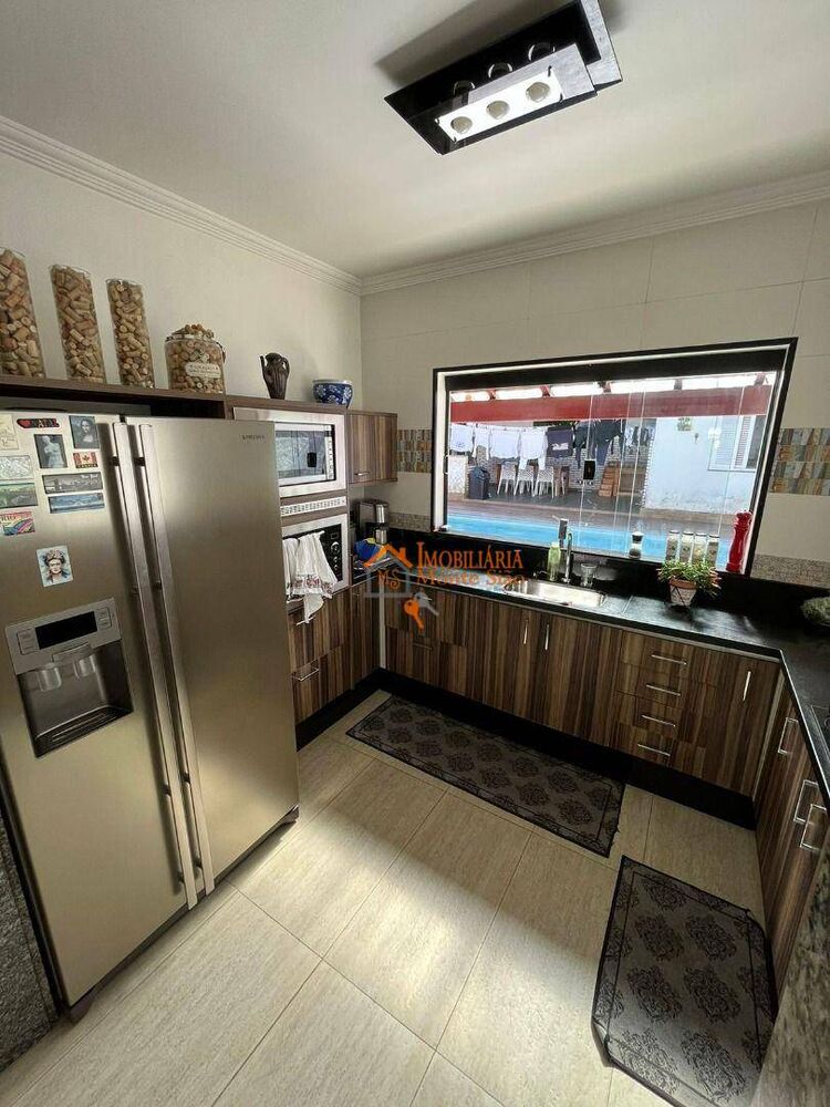 Sobrado, 4 quartos, 256 m² - Foto 9