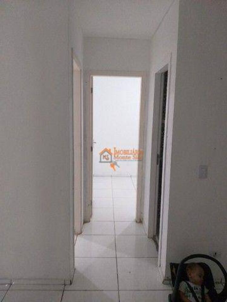 Apartamento à venda com 2 quartos, 42m² - Foto 3