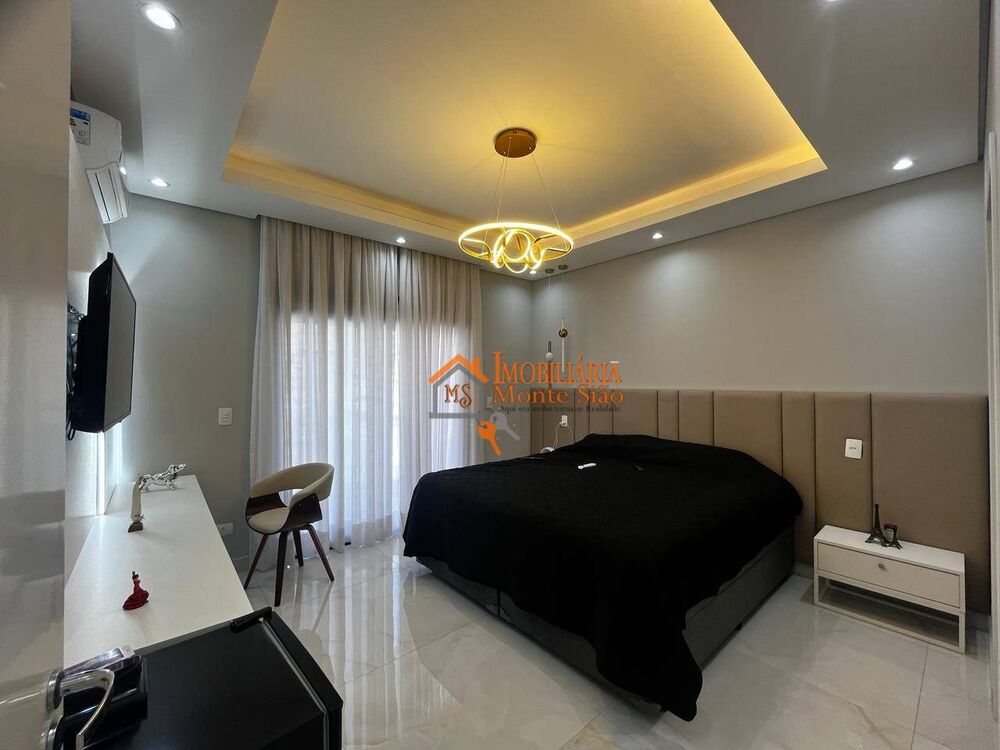 Sobrado à venda com 4 quartos, 210m² - Foto 3