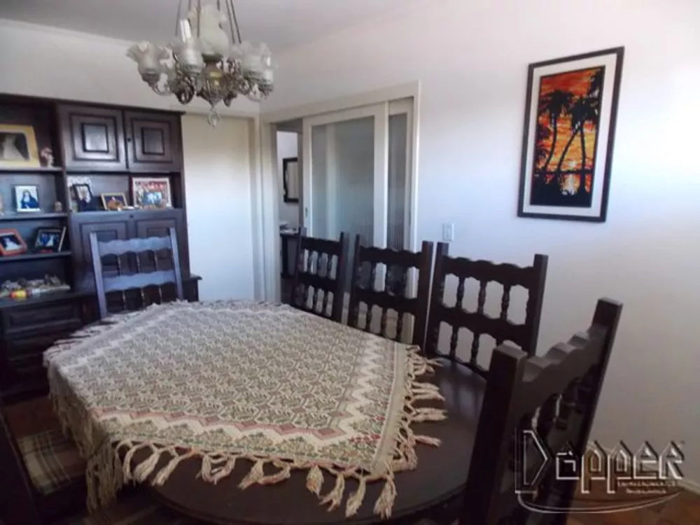 Casa à venda com 3 quartos, 170 - Foto 4