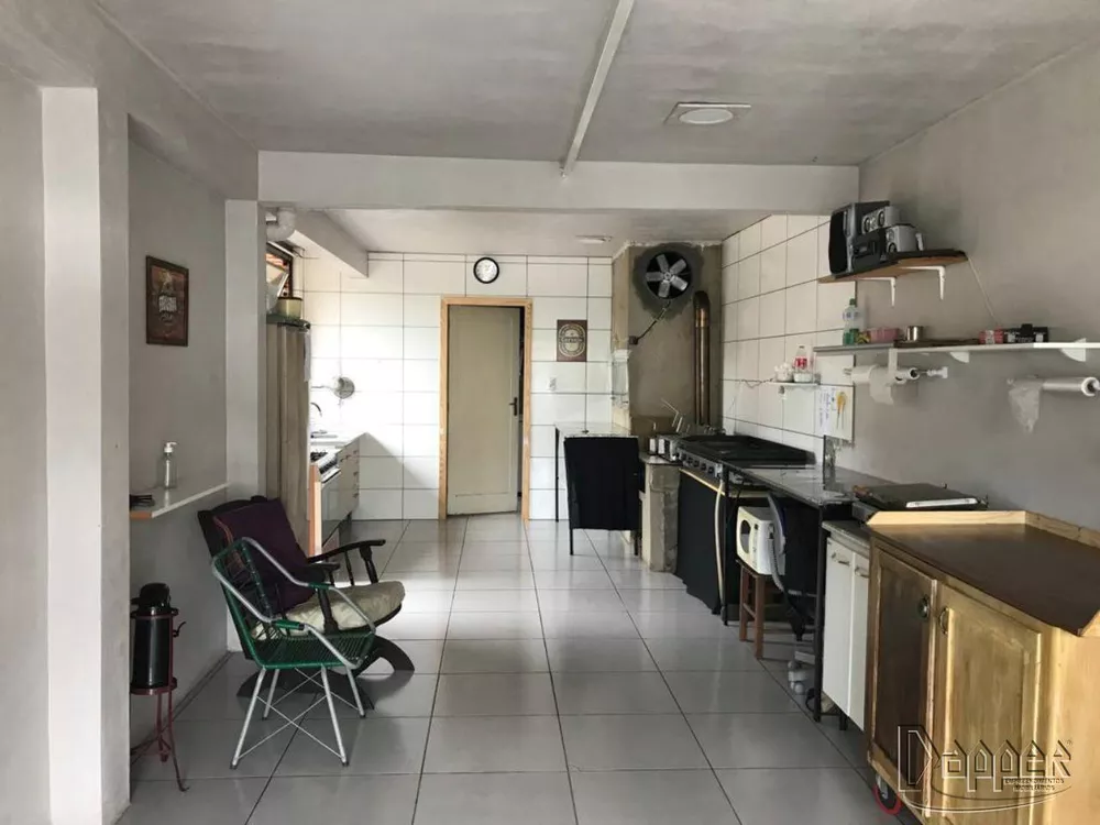 Casa à venda com 2 quartos, 165m² - Foto 4