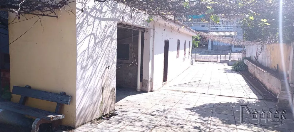 Casa à venda com 3 quartos, 199m² - Foto 3