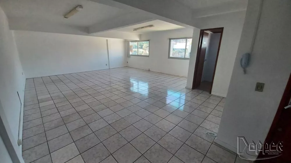 Loja-Salão para alugar, 63m² - Foto 3