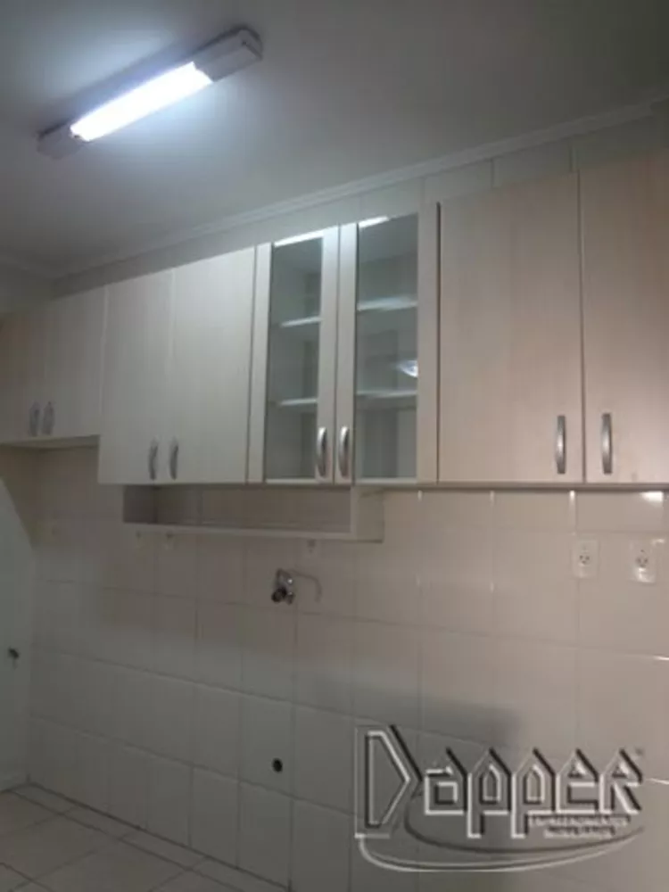 Apartamento à venda com 2 quartos, 69m² - Foto 4