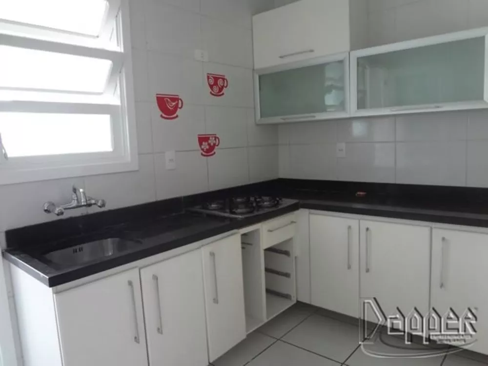 Apartamento à venda com 2 quartos, 76m² - Foto 4