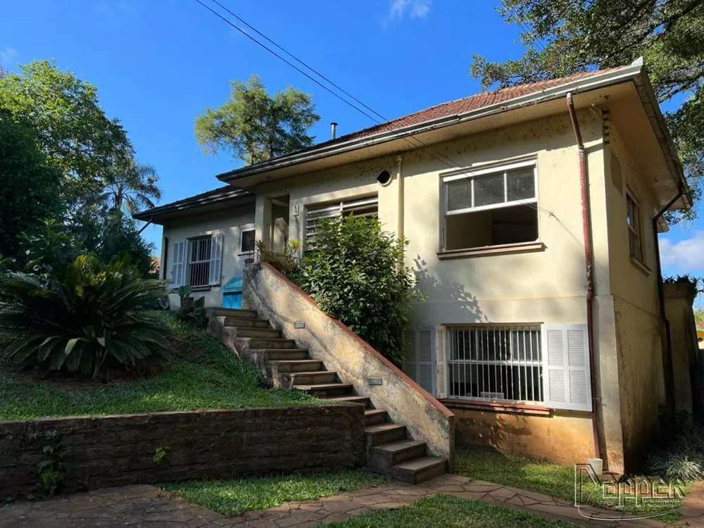 Casa à venda com 3 quartos, 347 - Foto 1