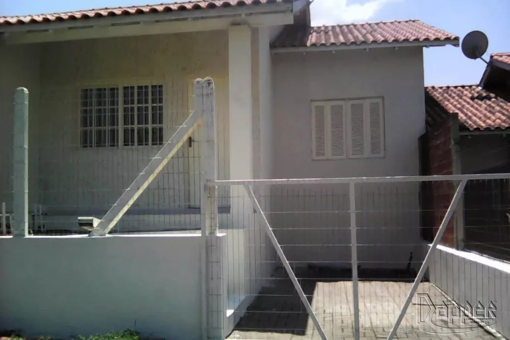 Casa à venda com 2 quartos, 58m² - Foto 1