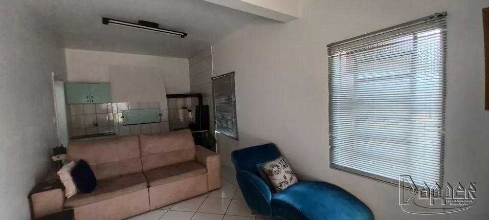 Casa à venda com 3 quartos, 122m² - Foto 3