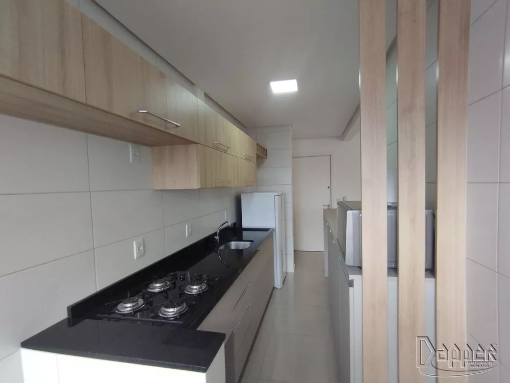 Apartamento à venda com 2 quartos, 77m² - Foto 6