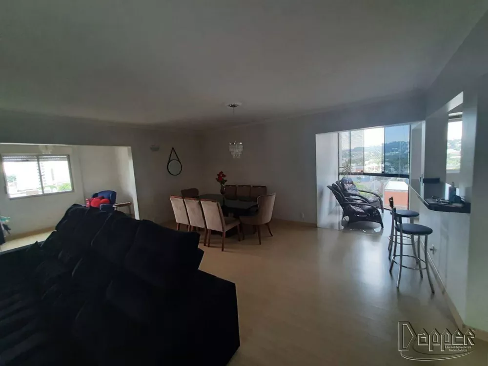 Apartamento à venda com 3 quartos, 152m² - Foto 4