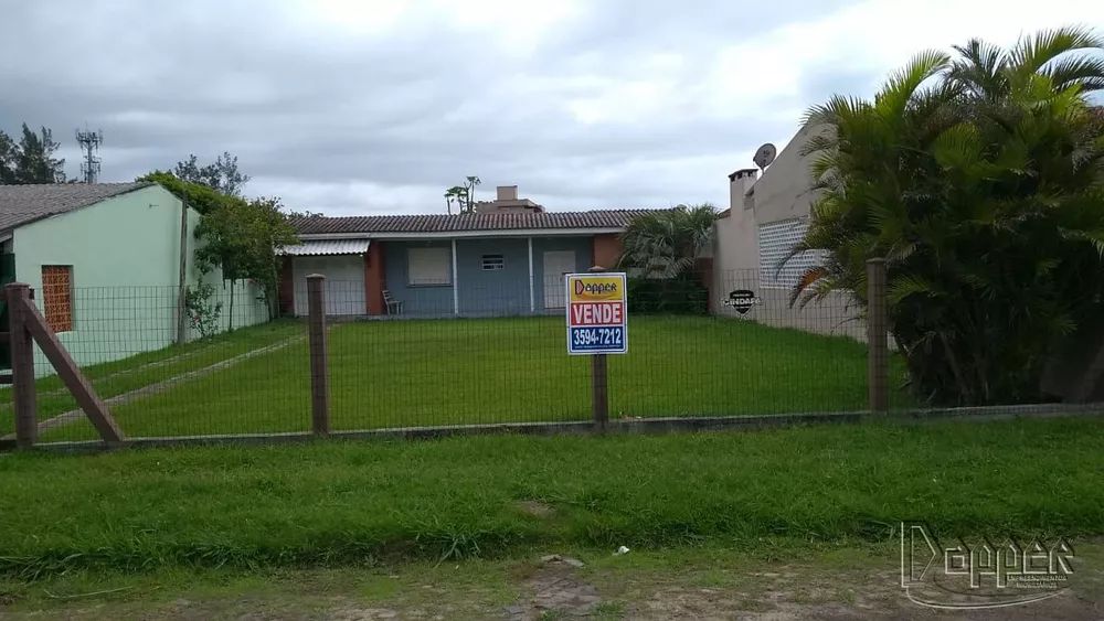 Casa à venda com 2 quartos, 120m² - Foto 1