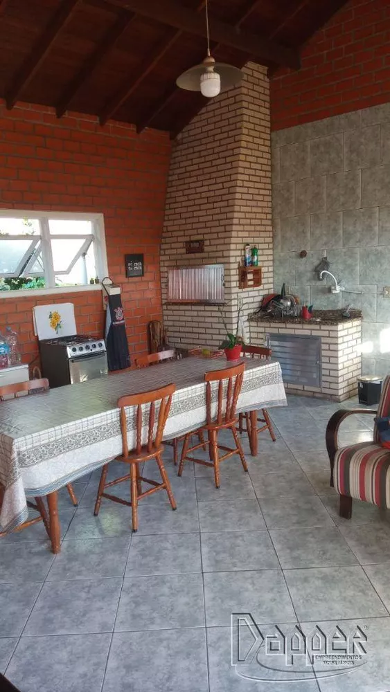 Casa à venda com 4 quartos, 250m² - Foto 6