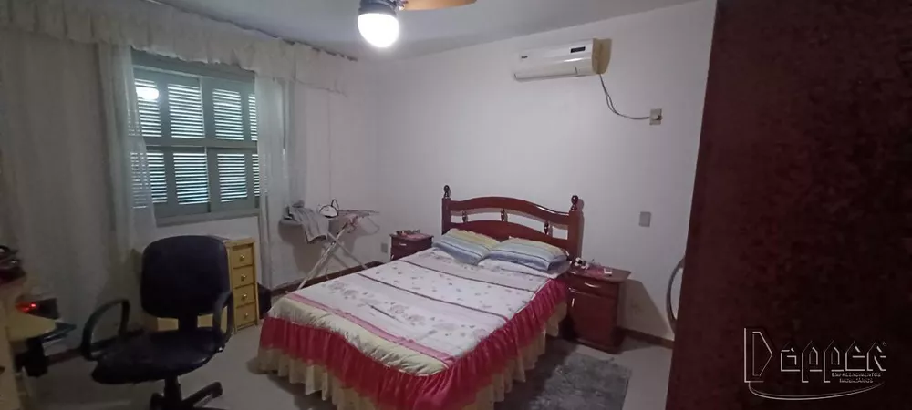 Casa à venda com 3 quartos, 165m² - Foto 4