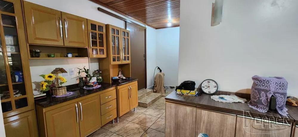 Casa à venda com 2 quartos, 152m² - Foto 3