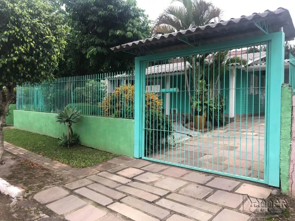 Casa à venda com 2 quartos, 100m² - Foto 1