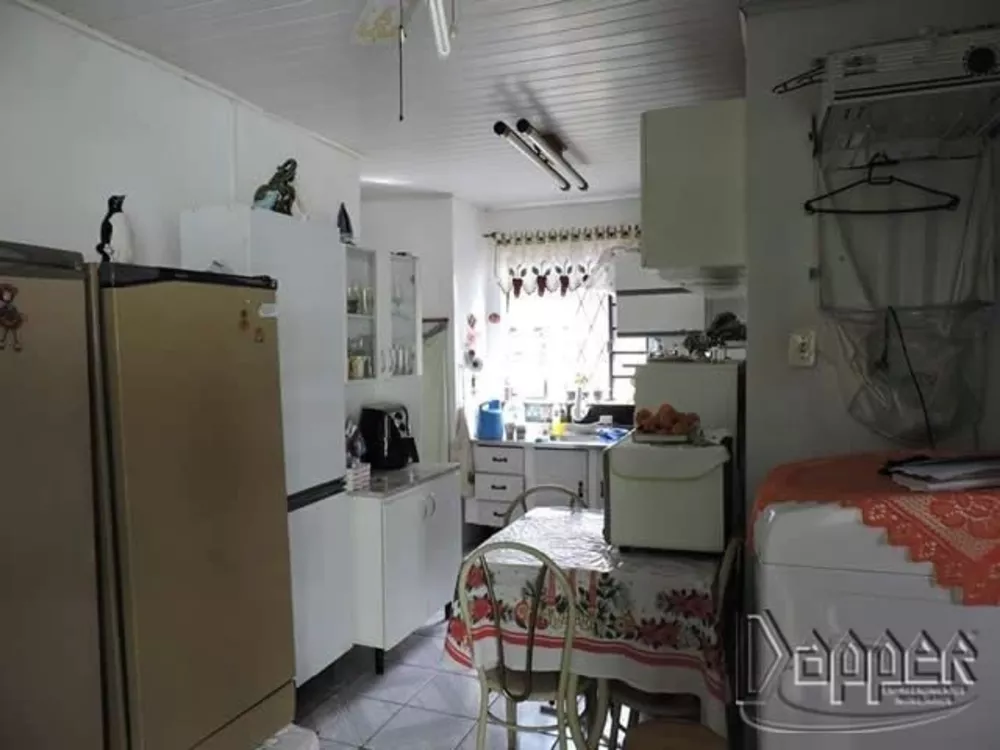 Casa à venda com 3 quartos, 60 - Foto 4