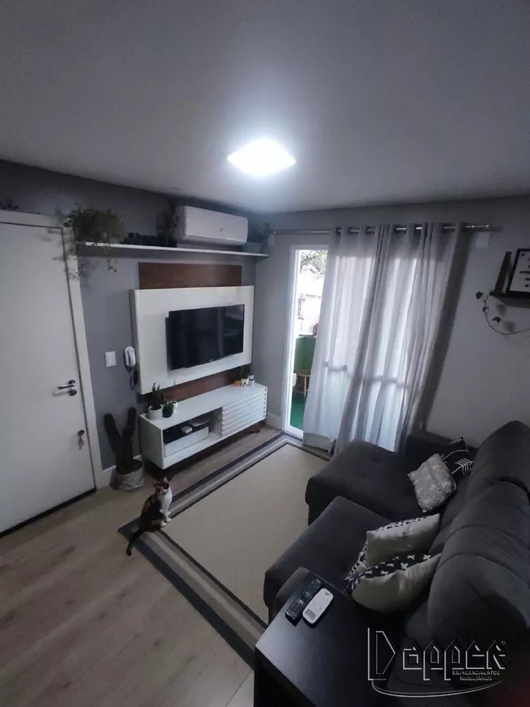 Apartamento à venda com 2 quartos, 64m² - Foto 1