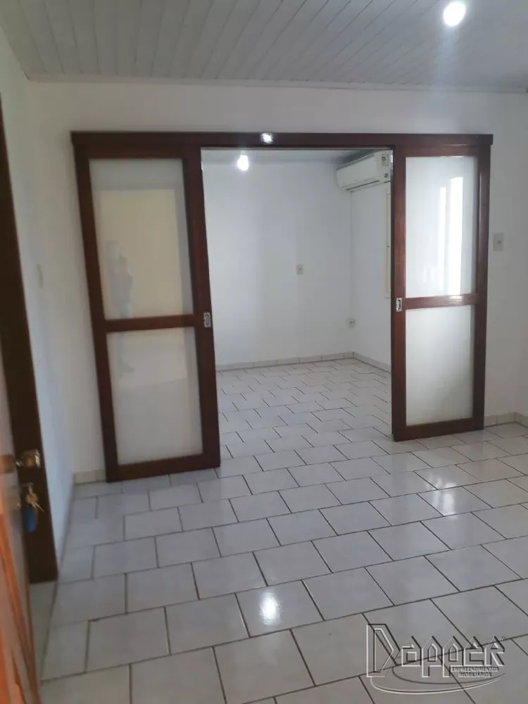 Casa à venda com 2 quartos, 127m² - Foto 2