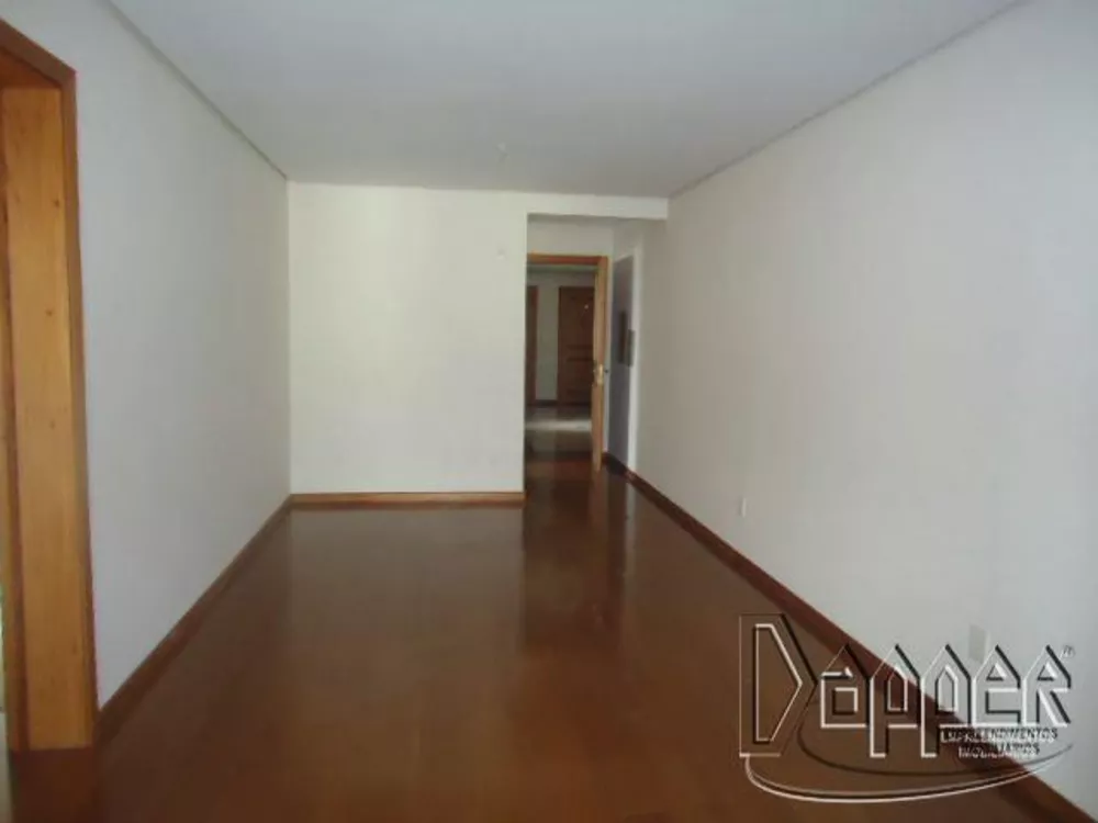 Apartamento à venda com 3 quartos, 95m² - Foto 4