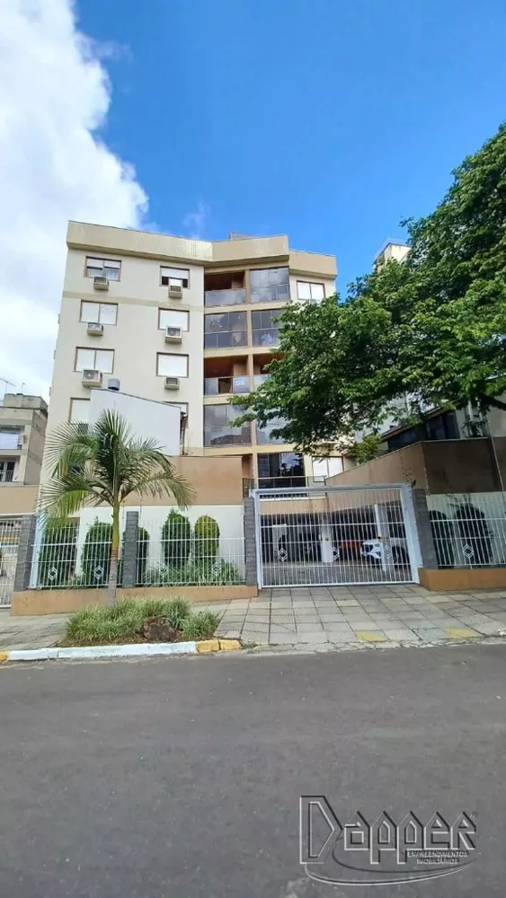 Apartamento à venda com 2 quartos, 72m² - Foto 1