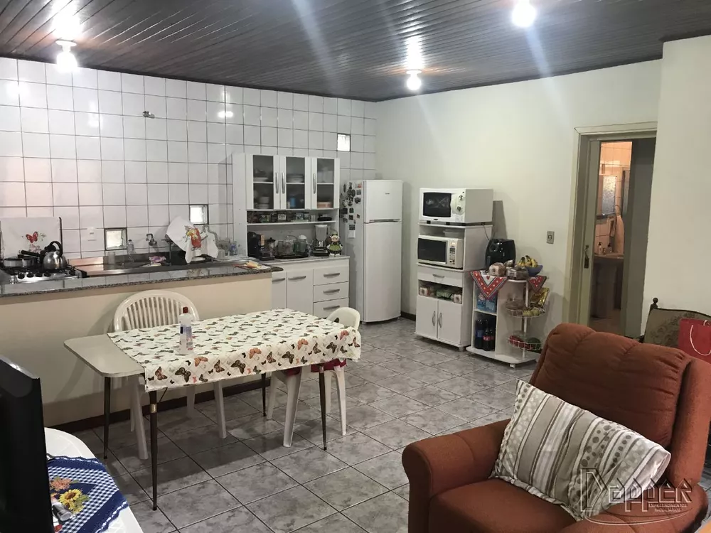 Casa à venda com 4 quartos, 184m² - Foto 3