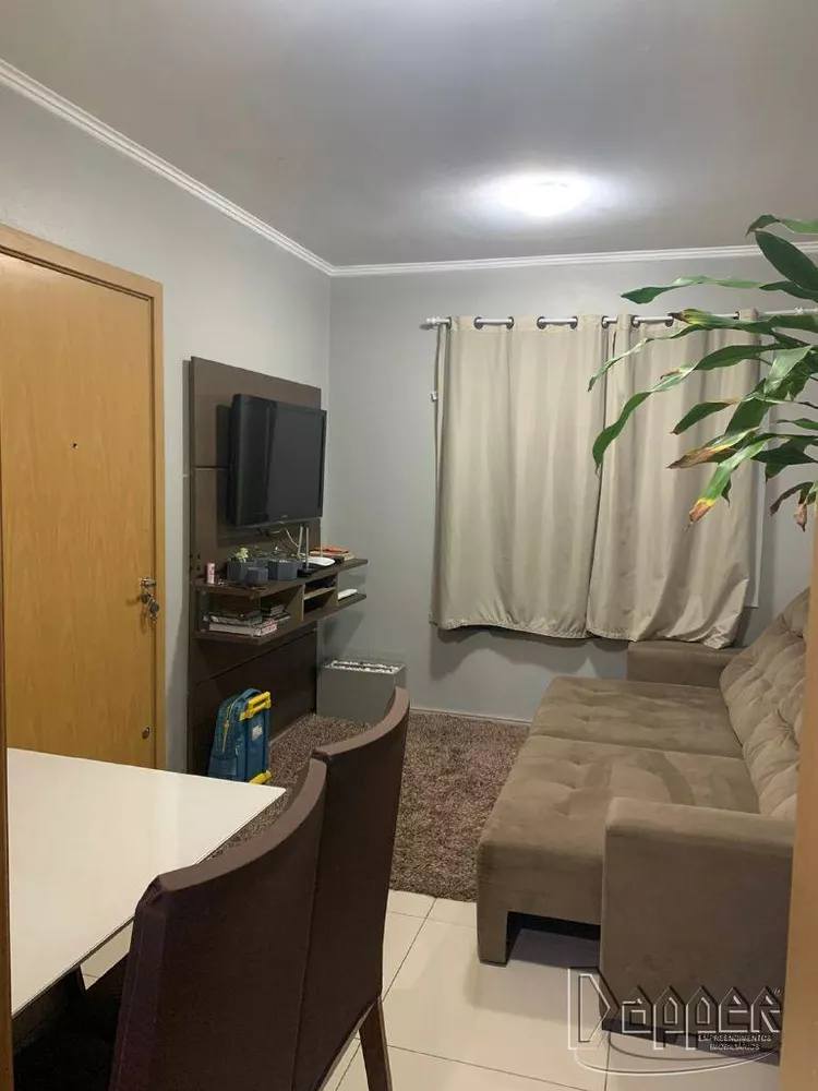 Apartamento à venda com 2 quartos, 63m² - Foto 1