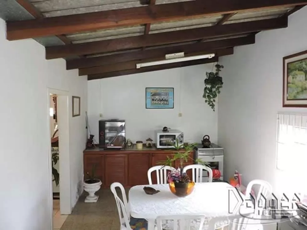 Casa à venda com 3 quartos, 170m² - Foto 5