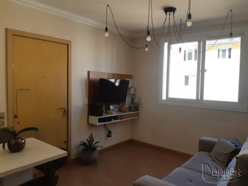 Apartamento à venda com 2 quartos, 63m² - Foto 1