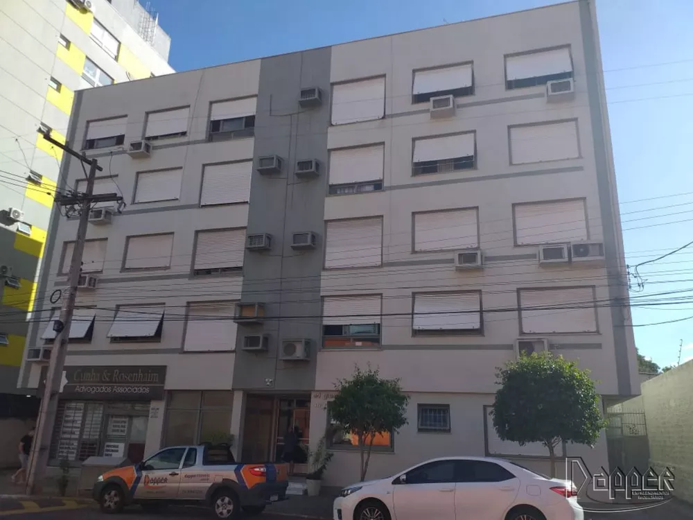 Apartamento à venda com 3 quartos, 111m² - Foto 1