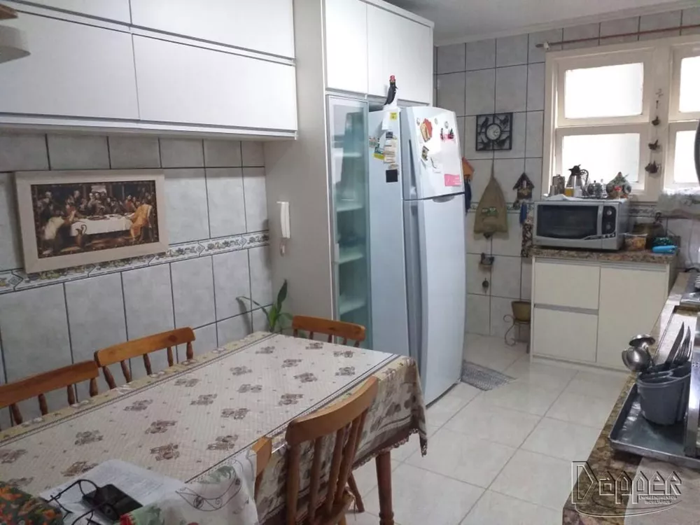 Apartamento à venda com 3 quartos, 111m² - Foto 4