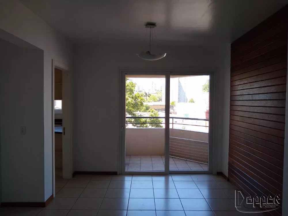 Apartamento à venda com 3 quartos, 71m² - Foto 2